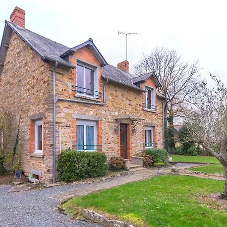 Ti Laouen, Maison Traditionnelle Bretonne * Les Brulais
