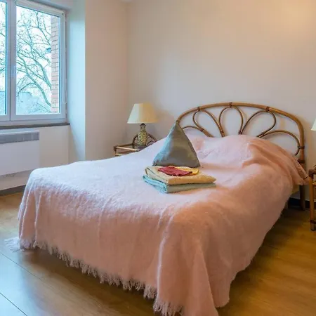 Ti Laouen, Maison Traditionnelle Bretonne Holiday home Les Brulais