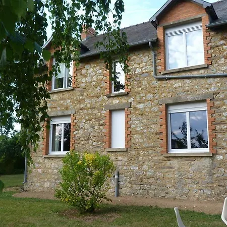 Ti Laouen, Maison Traditionnelle Bretonne *
